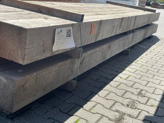 Ca. 10x Douglas Balken Fijnbezaagd, 200x200mm, lengte 500cm